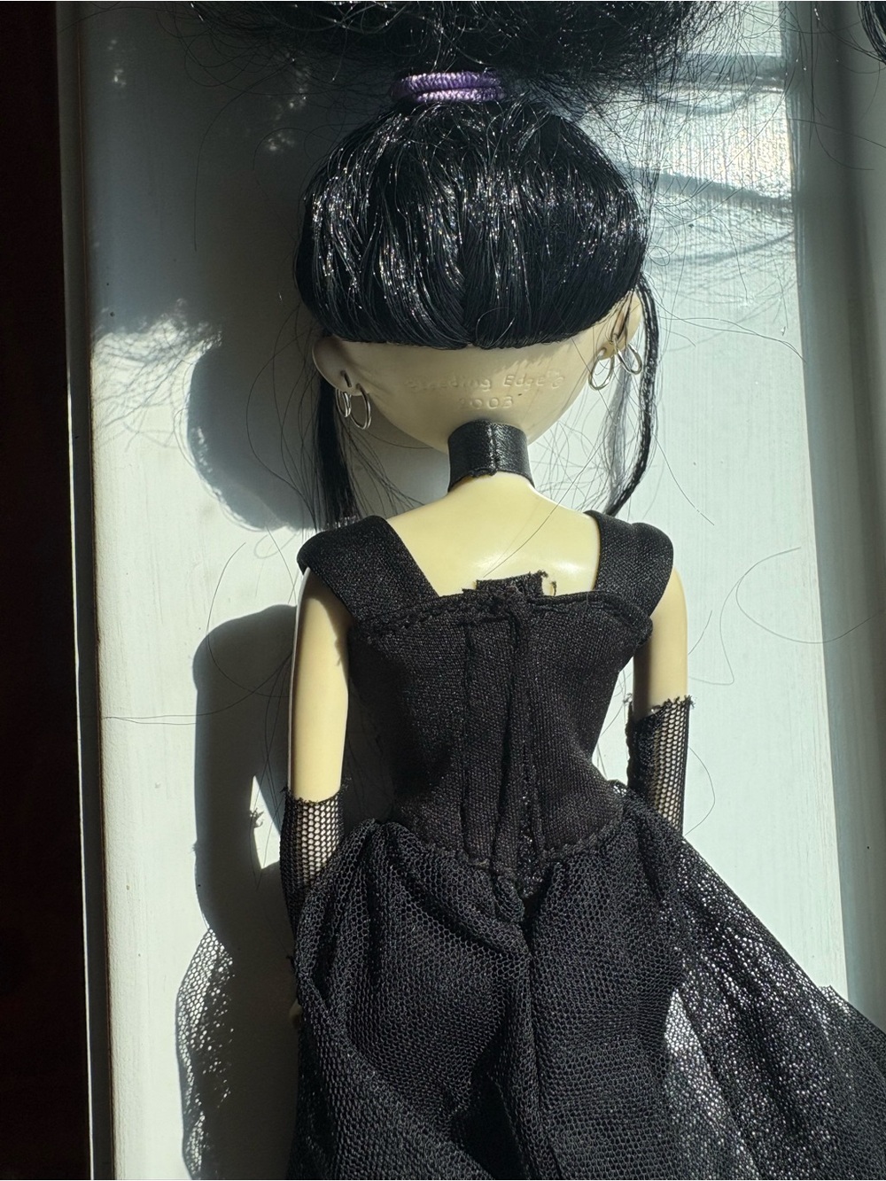 Bleeding Edge Doll - Picture 6 of 6